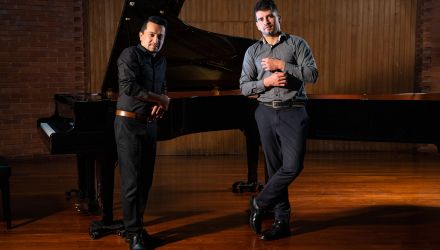 Víctor Ojeda y Víctor Medina, piano, Colombia – Concierto a dos pianos ‘Danzas: del ballet criollo al joropo’