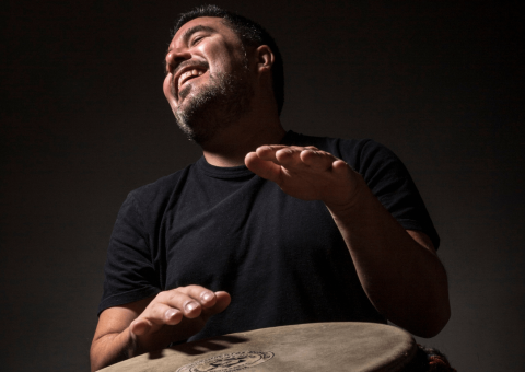El reconocido percusionista y ganador del Grammy Latino Samuel Torres presentará su más reciente álbum en el Teatro Mayor Julio Mario Santo Domingo