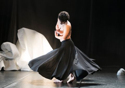 Danza Mobile y ALTERACIONES, España - 'HELLIOT' - Dirección: Antonio Quiles